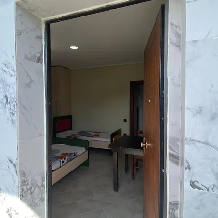 Devis House Apartmán Tirana